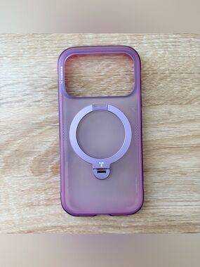 Torras OStand Q3 Air Aurora Purple iPhone 17 Pro Case